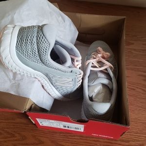 Womens new balance running shoes